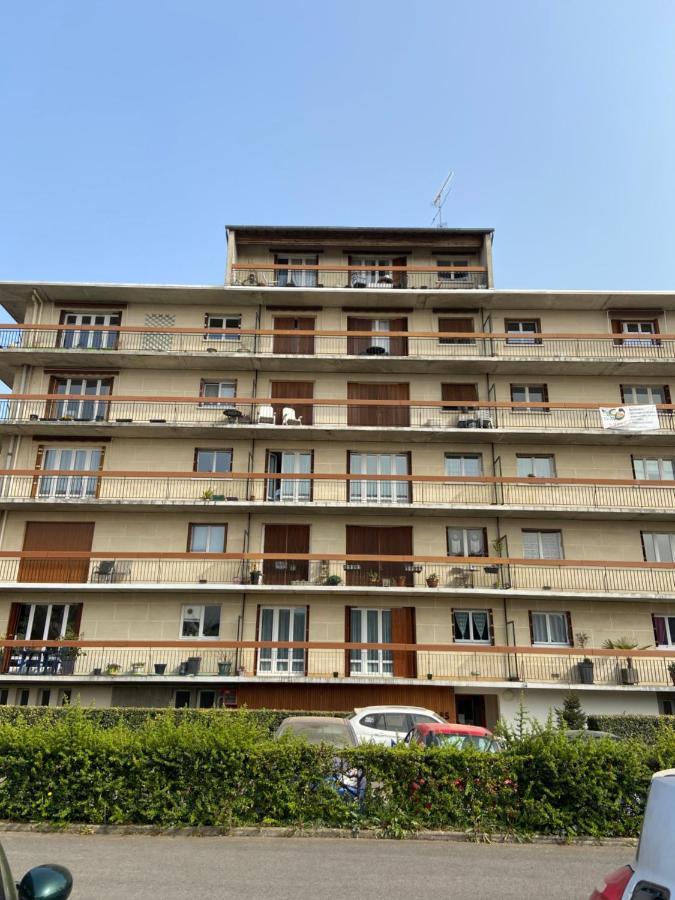 Appartement Entier En Residence Centre Ville Vendôme Exterior foto